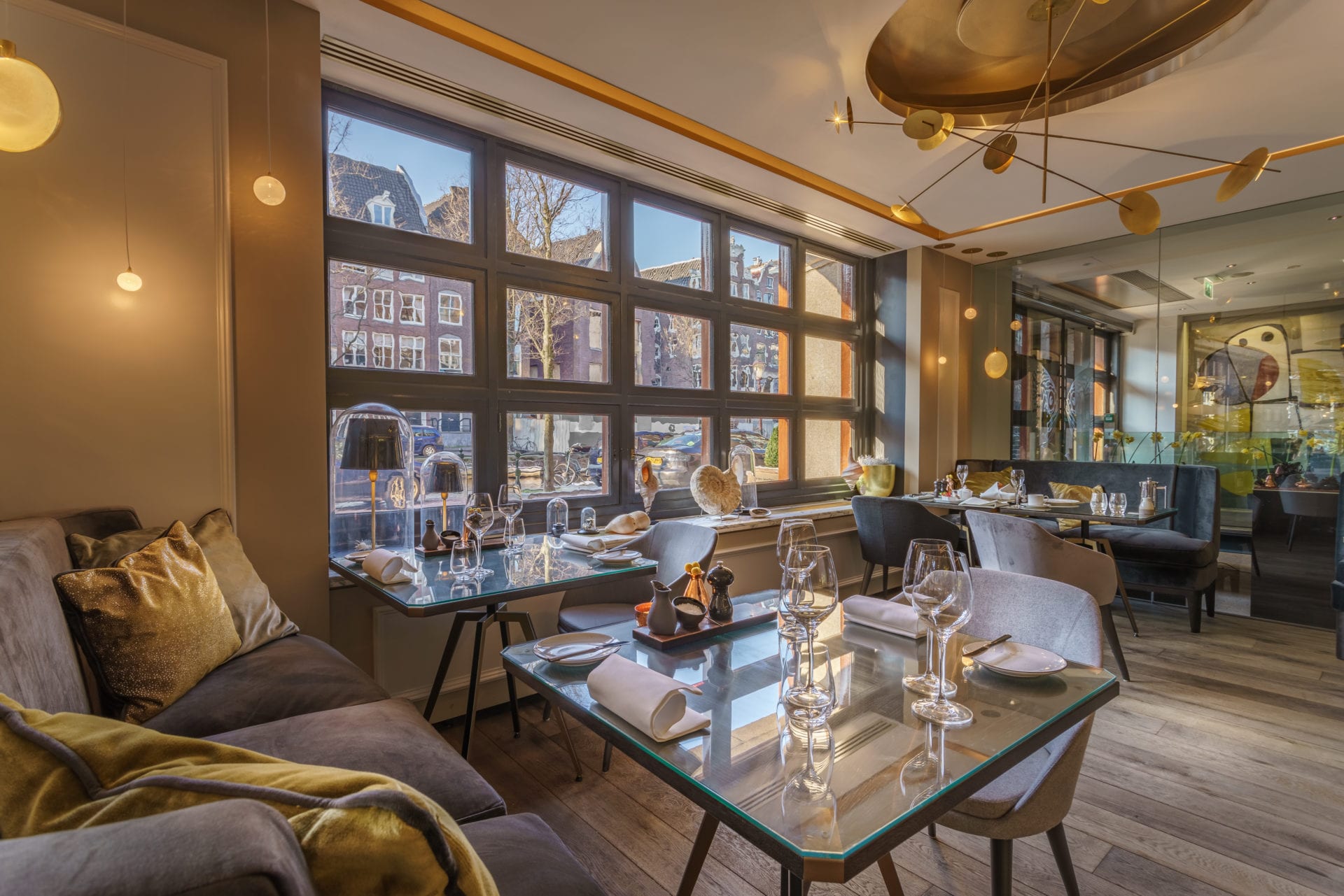 Le Petite Bistro dining area Amsterdam