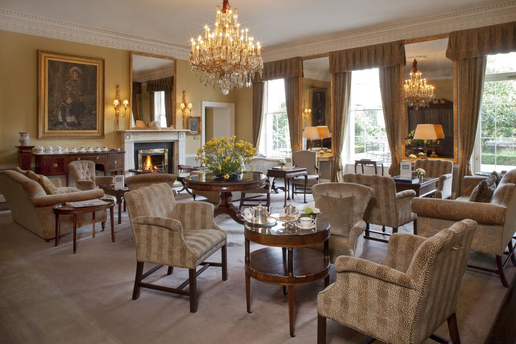 Adams style 18th century sitting room Dublin