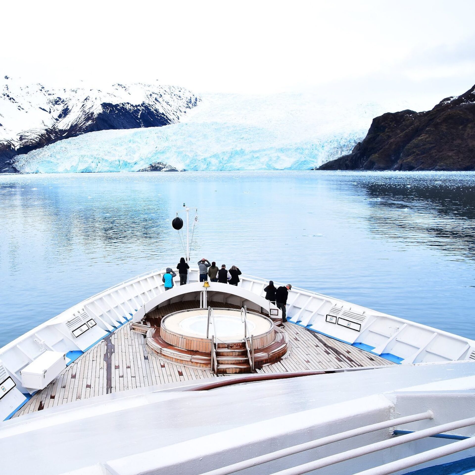 luxury cruise lines to alaska