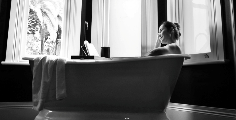 How Boutique Hotels Use Social Media Analytics to Personalize the Guest Experience